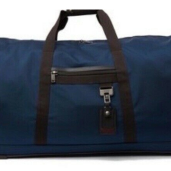 tumi collapsible duffel